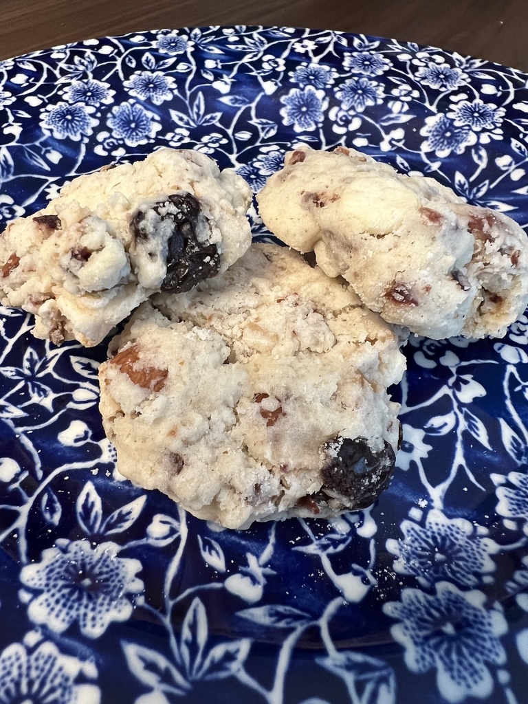 Cherry Almond White Chocolate - 4.5 oz